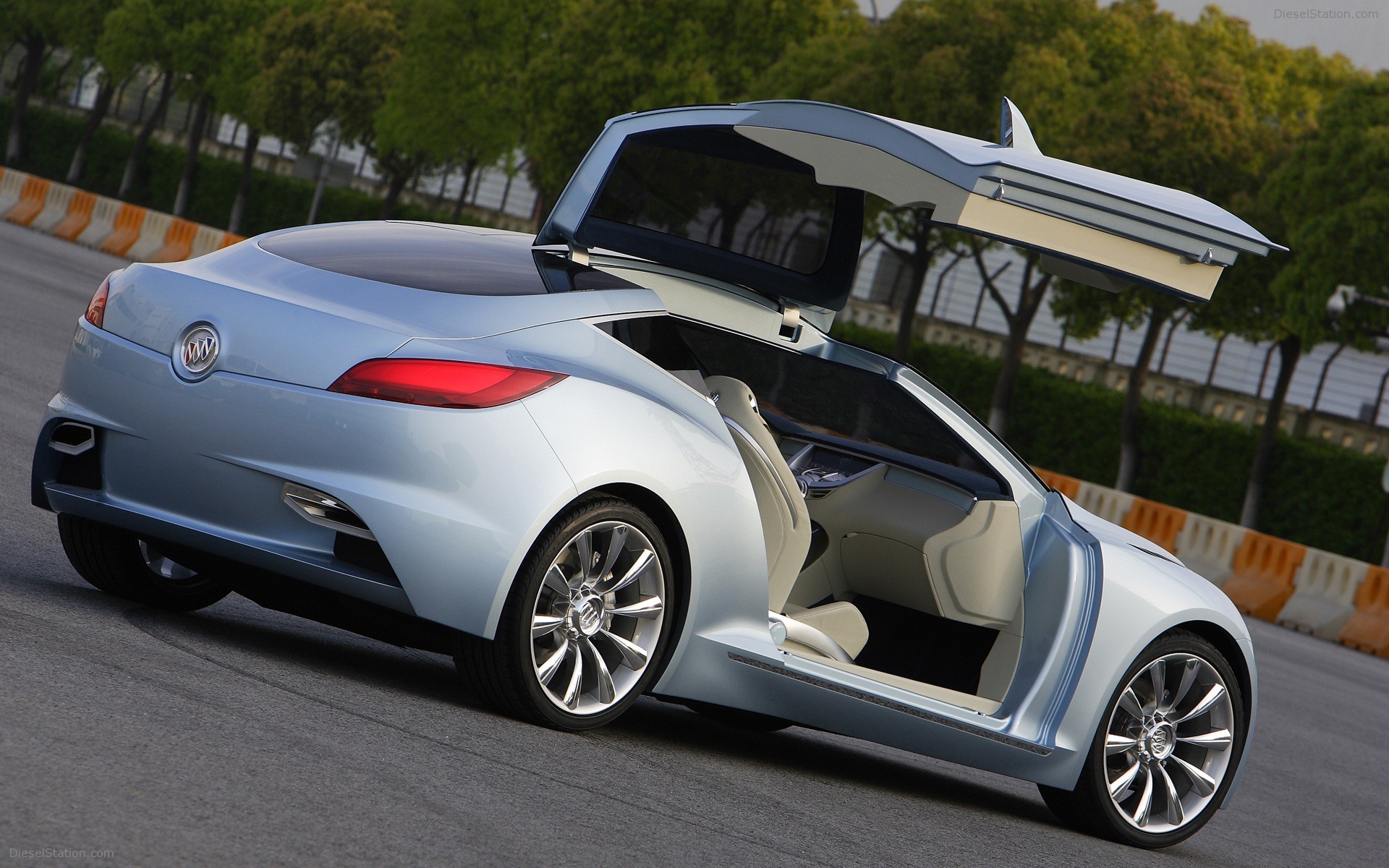 Buick Riviera Concept unveiled in Shanghai
